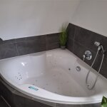 Whirlpool Badewannen